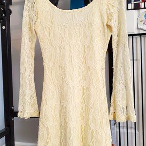 Size Small Dress, Long Sleeves, Lace, Cream color